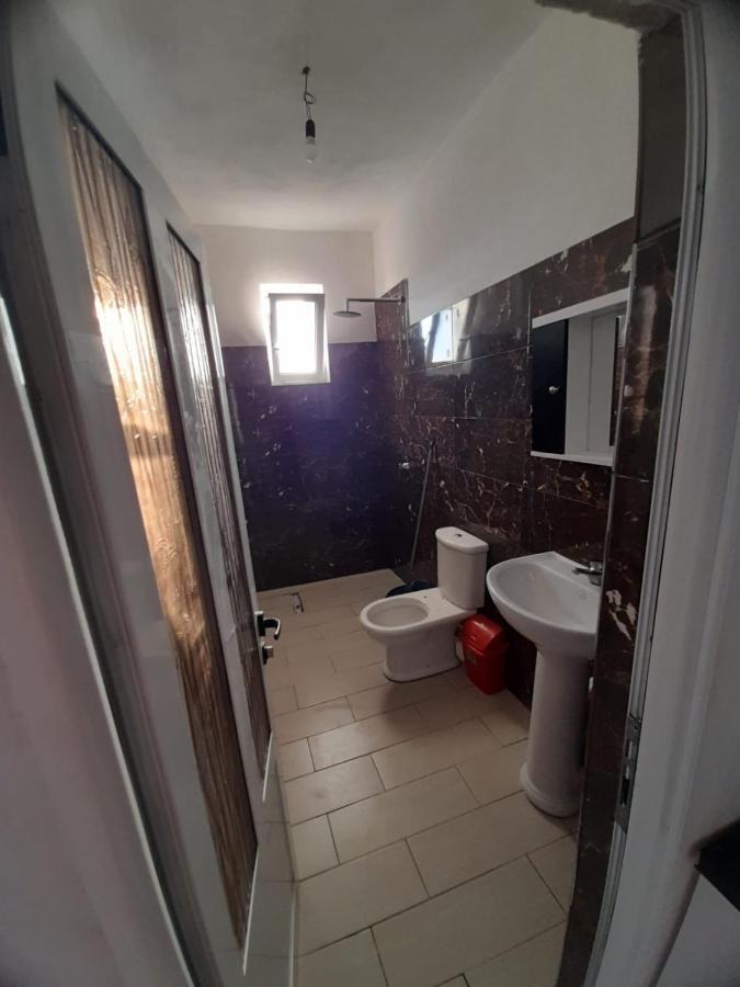 Rey Garden 2 Hotel Vlorë Eksteriør billede